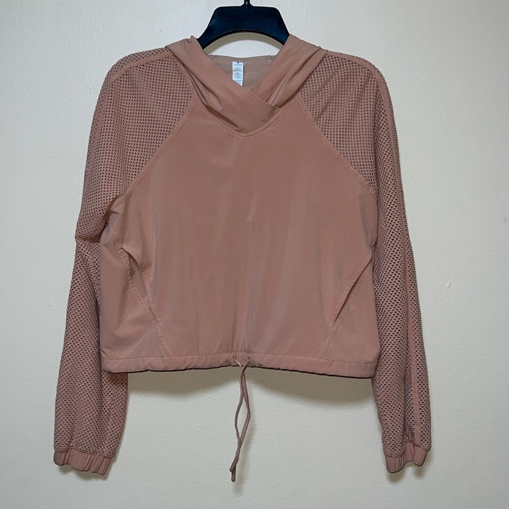 Lululemon Catch a Breeze Pullover Hoodie
